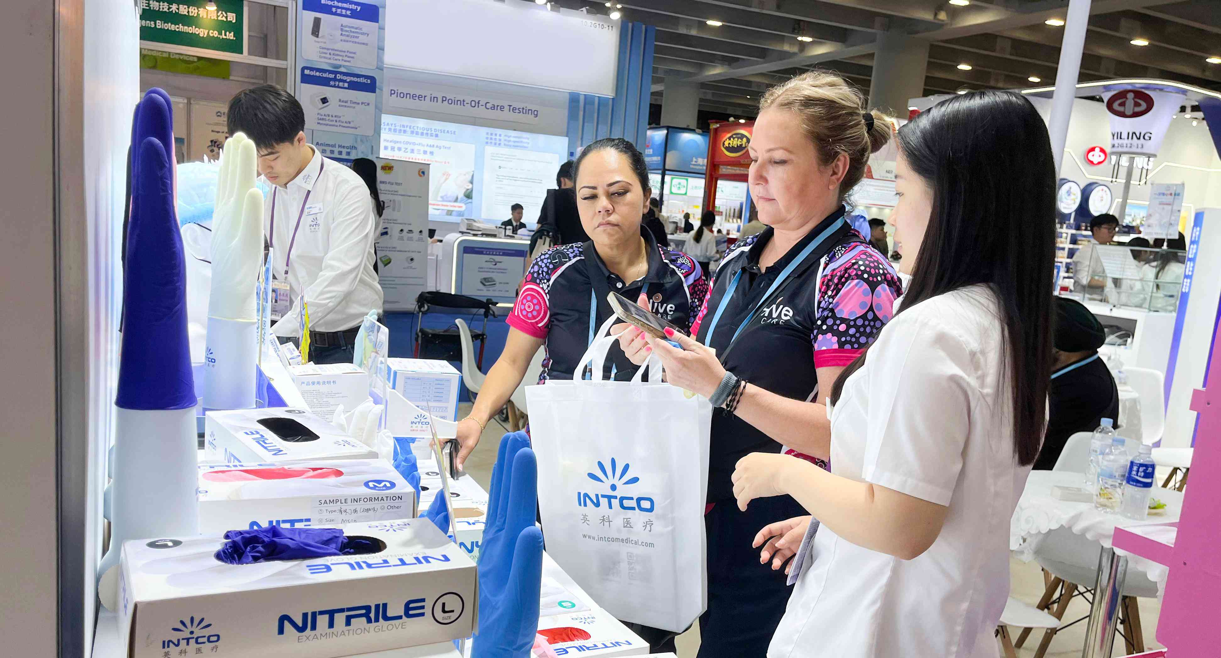 7790�ط�����ҽ�Ƽ���չʾ��һ�������ס����Ρ����ȷ��������������ǲ�Ʒ